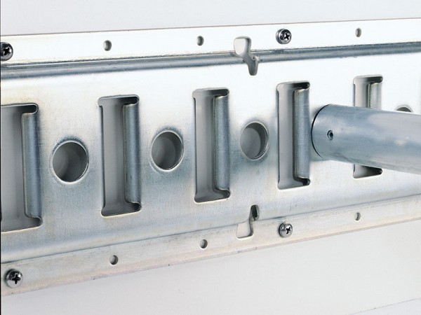 Schlitzankerschiene für Plywood 15 mm, je lfd. Meter